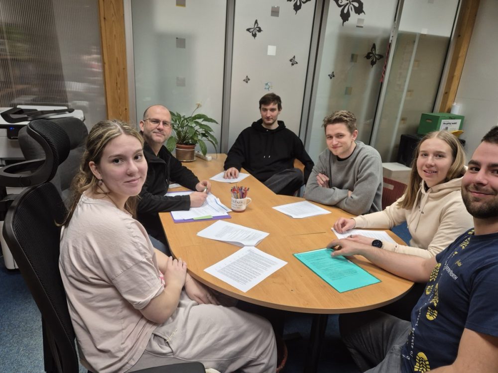 Za každou akcí je i část, kterou její účastníci nevidí – plánování, rozdělování úkolů, administrativa nebo hospodaření s penězi. Foto: RADAMBUK Za každou akcí je i část, kterou její účastníci nevidí – plánování, rozdělování úkolů, administrativa nebo hospodaření s penězi. Foto: RADAMBUK
